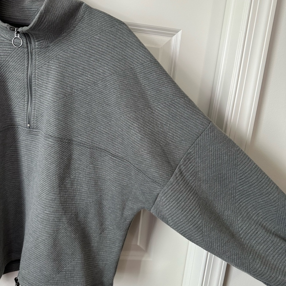 Balance Collection Annalise Half Zipper Pullover Sweatshirt Size L - Picture 4 of 8